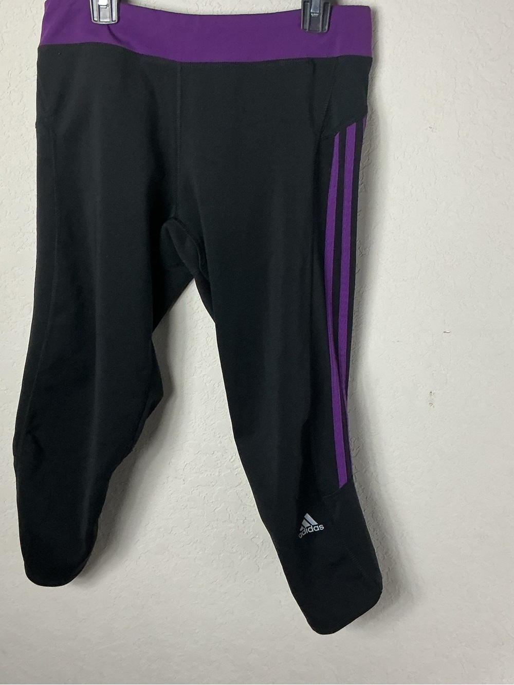 adidas Womens Response Climalite Capri Running Tights Medium Black Purple